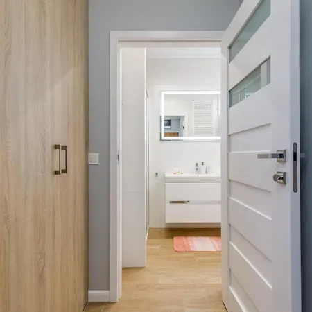 Rybacka With Parking&balcony By Renters דירה